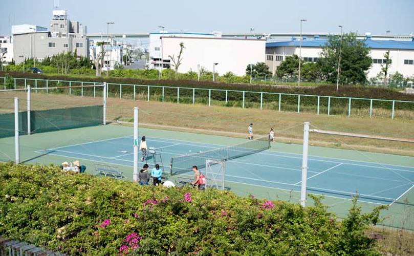 大阪北港マリーナ内野外テニスコート